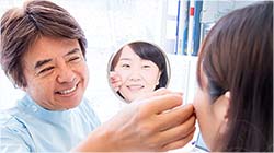 鏡で一緒に出来栄えを確認