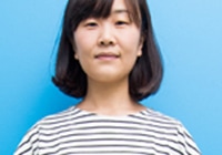 施術用の服に着替える